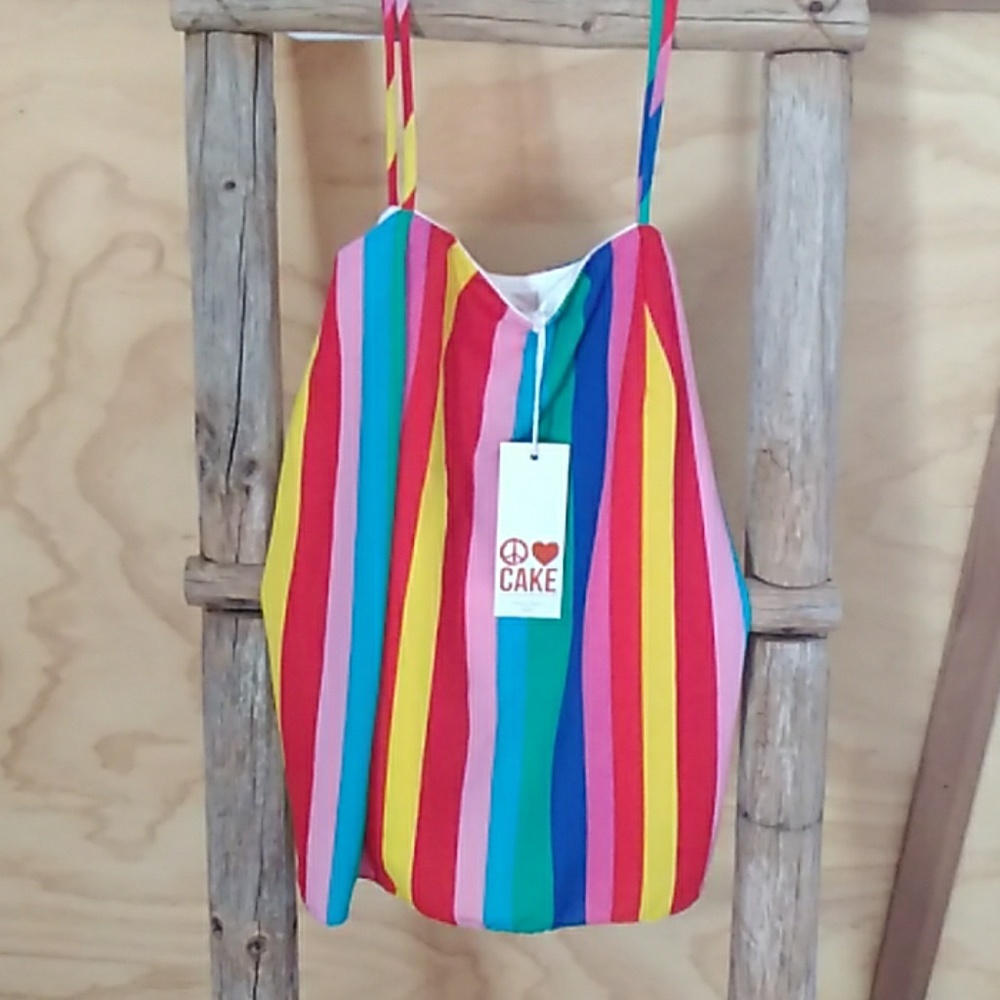 Colorful top